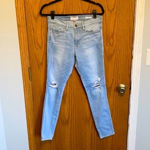 Frame Le High Skinny Jeans